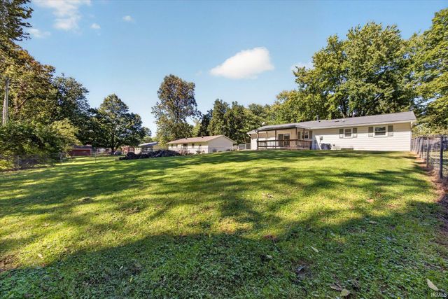 4270 N ridgewood Drive, Bloomington, IN 47404