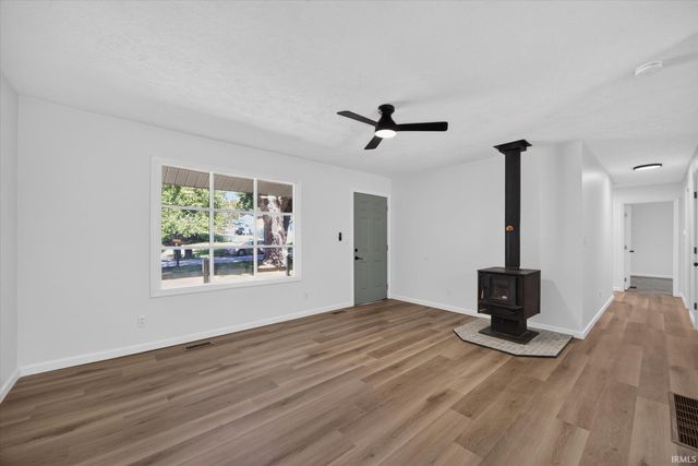 4270 N ridgewood Drive, Bloomington, IN 47404
