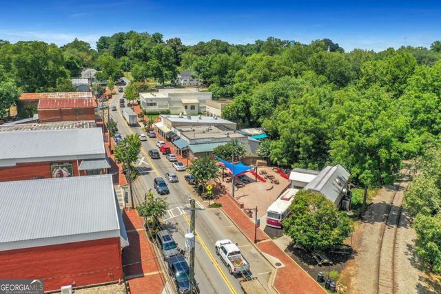 162 Marble Tree Way, Ball Ground, GA 30107