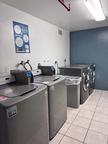 19380 Collins Ave 910, Sunny Isles Beach, FL 33160