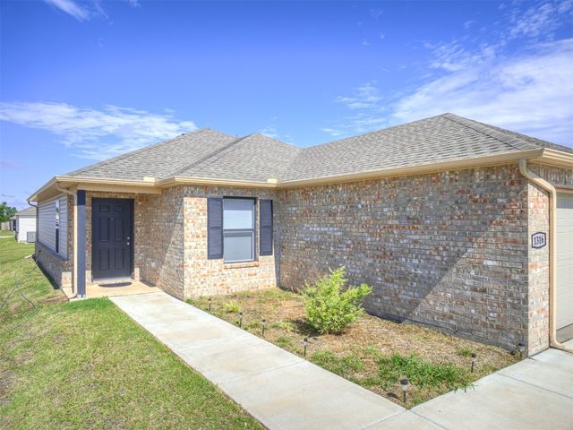 1316 Chuck Wagon Drive, El Reno, OK 73036