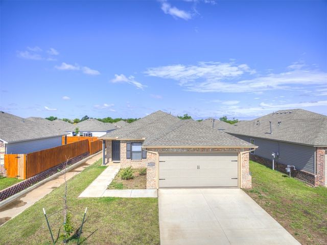 1316 Chuck Wagon Drive, El Reno, OK 73036