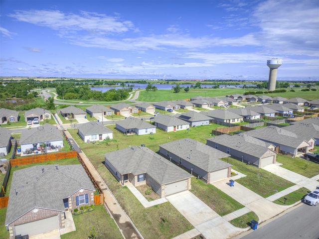 1316 Chuck Wagon Drive, El Reno, OK 73036