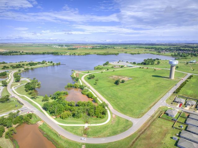 1316 Chuck Wagon Drive, El Reno, OK 73036