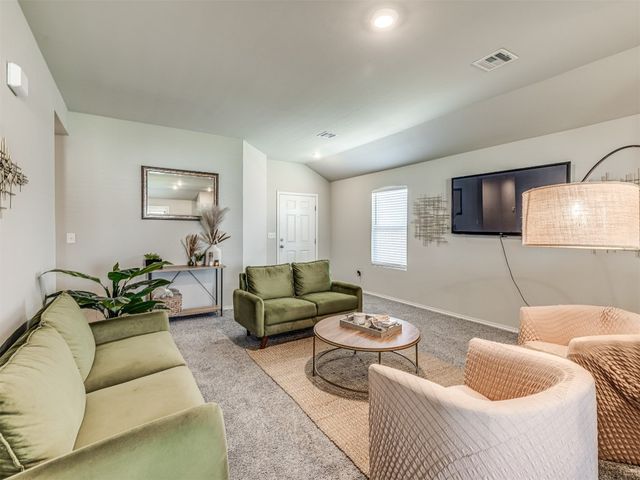1316 Chuck Wagon Drive, El Reno, OK 73036