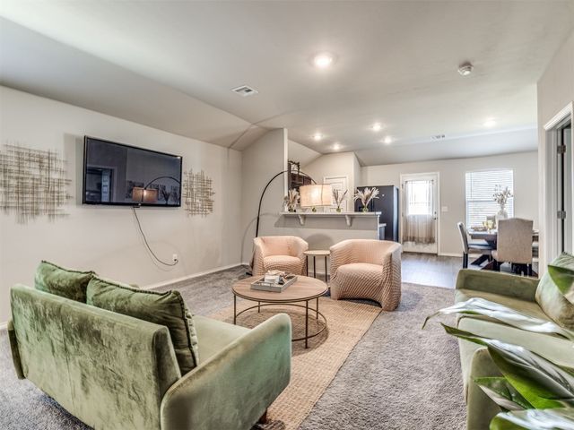 1316 Chuck Wagon Drive, El Reno, OK 73036