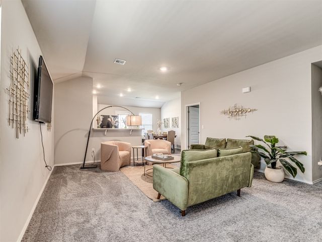 1316 Chuck Wagon Drive, El Reno, OK 73036