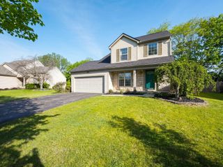 6381 Ewen Circle, Grove City, OH 43123