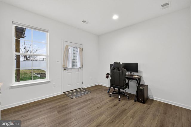 101 UNION RIDGE DR, Charles Town, WV 25414