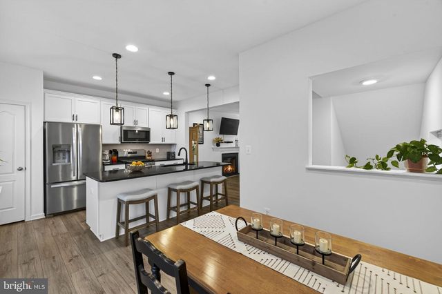 101 UNION RIDGE DR, Charles Town, WV 25414