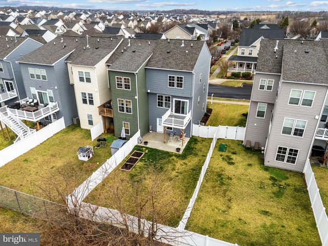 101 UNION RIDGE DR, Charles Town, WV 25414