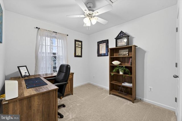 101 UNION RIDGE DR, Charles Town, WV 25414