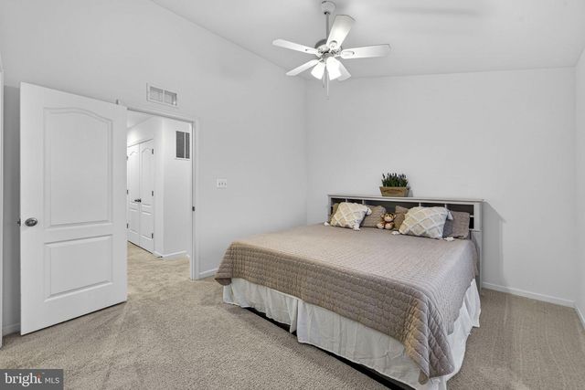 101 UNION RIDGE DR, Charles Town, WV 25414