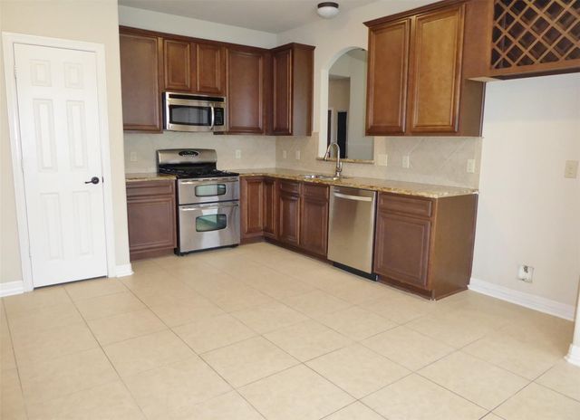 10225 Wood Fern Court, Conroe, TX 77385