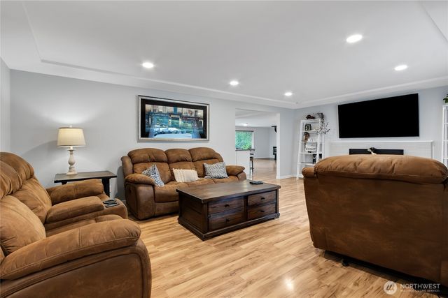 11013 Lundstrom Drive SW, Lakewood, WA 98498