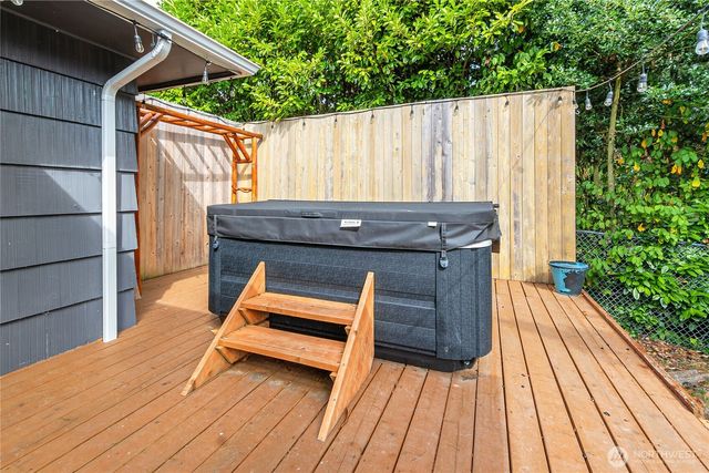 11013 Lundstrom Drive SW, Lakewood, WA 98498