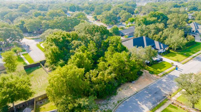 00 Manor Cir, Gulf Breeze, FL 32563