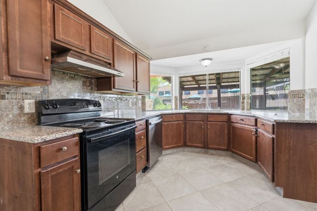 2120 Sunrise Trail, Richardson, TX 75081