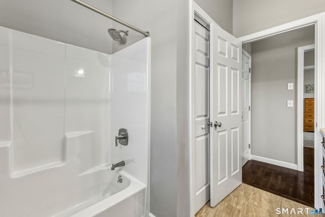 4 Jessie Lane, East Windsor, CT 06016