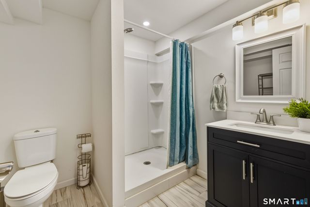 4 Jessie Lane, East Windsor, CT 06016