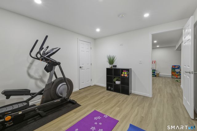 4 Jessie Lane, East Windsor, CT 06016