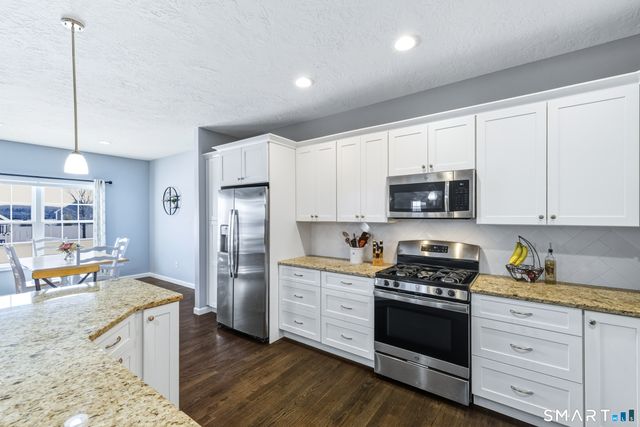 4 Jessie Lane, East Windsor, CT 06016