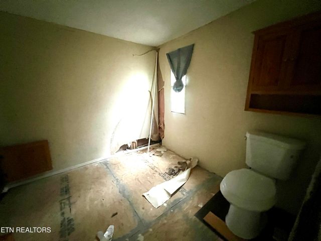 2736 Cedar Bluff Rd, Sevierville, TN 37876