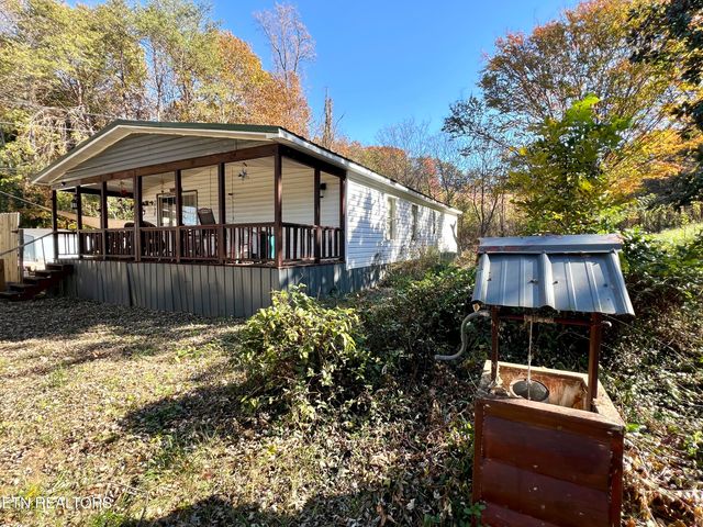 2736 Cedar Bluff Rd, Sevierville, TN 37876
