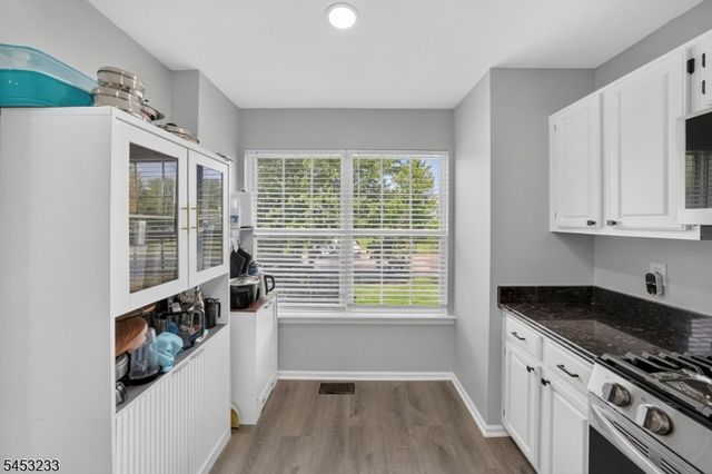 19 Mindy Dr, Franklin Twp., NJ 08873