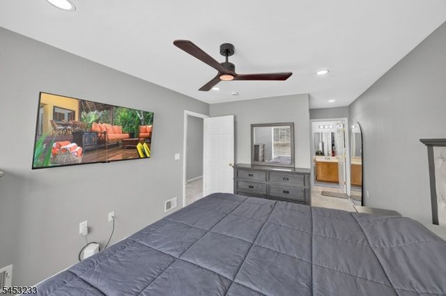 19 Mindy Dr, Franklin Twp., NJ 08873