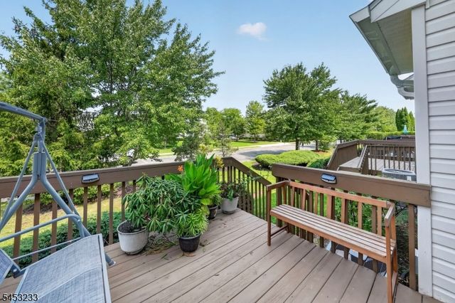 19 Mindy Dr, Franklin Twp., NJ 08873