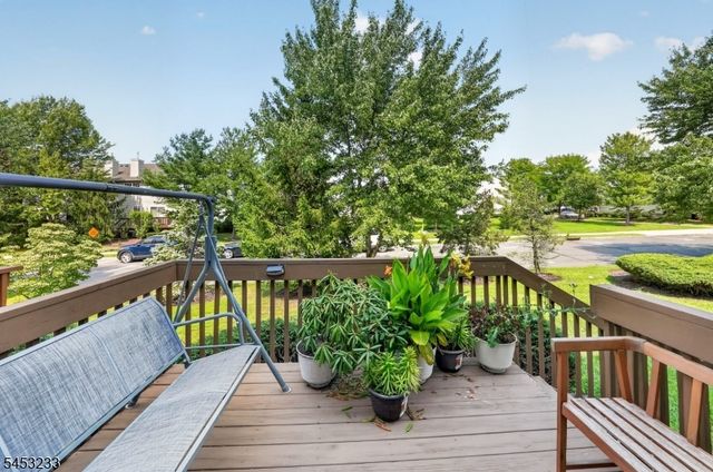 19 Mindy Dr, Franklin Twp., NJ 08873