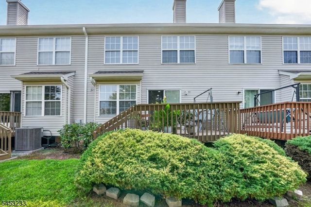 19 Mindy Dr, Franklin Twp., NJ 08873