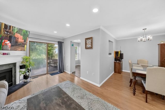19 Mindy Dr, Franklin Twp., NJ 08873