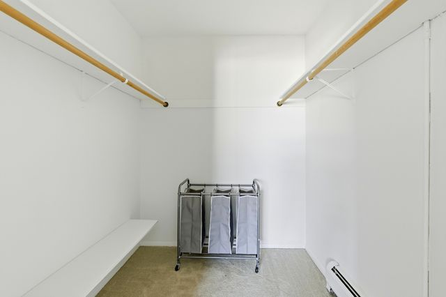 2620 N Windsor Drive 204, Arlington Heights, IL 60004