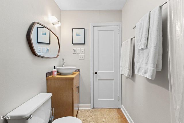 208 Baggett Avenue, Raleigh, NC 27604