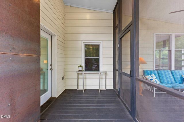 208 Baggett Avenue, Raleigh, NC 27604