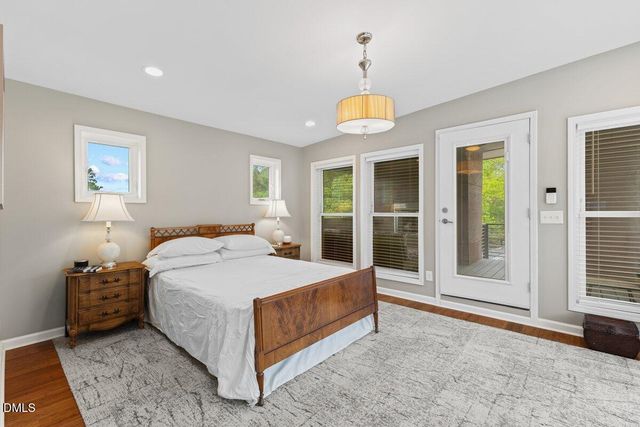 208 Baggett Avenue, Raleigh, NC 27604
