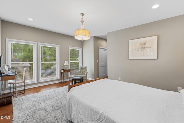 208 Baggett Avenue, Raleigh, NC 27604