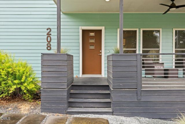 208 Baggett Avenue, Raleigh, NC 27604