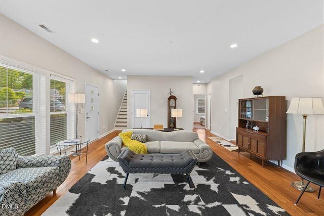 208 Baggett Avenue, Raleigh, NC 27604