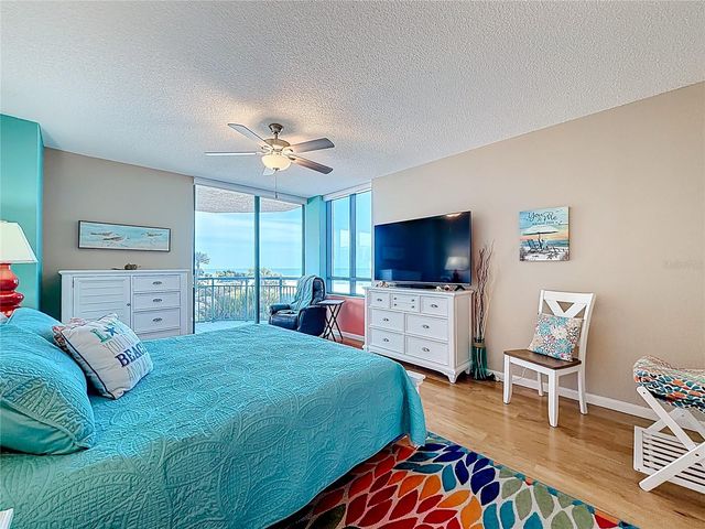 1540 GULF BOULEVARD 304, Clearwater Beach, FL 33767