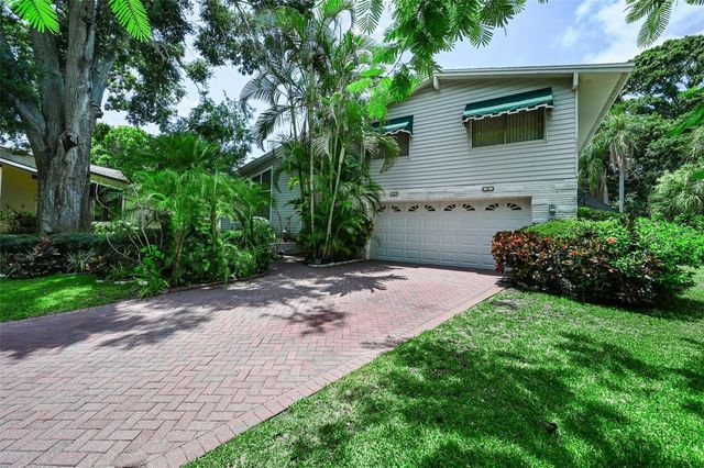 14279 85TH AVENUE, Seminole, FL 33776