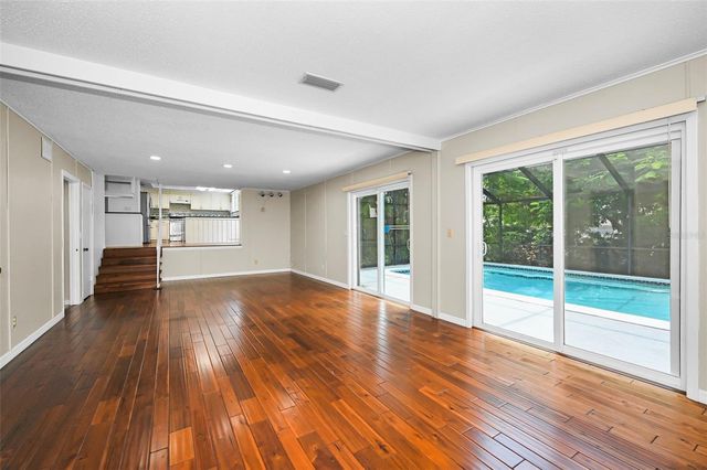 14279 85TH AVENUE, Seminole, FL 33776