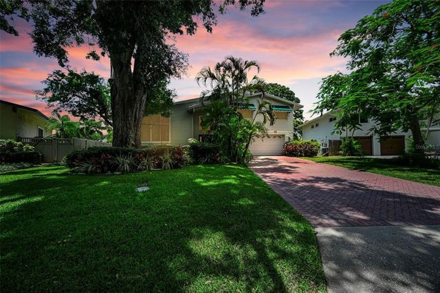 14279 85TH AVENUE, Seminole, FL 33776