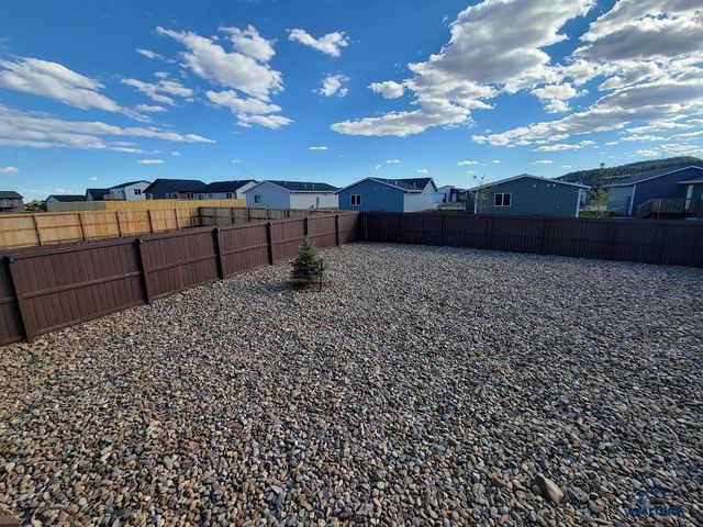 5649 COAL BANK DR, Rapid City, SD 57701