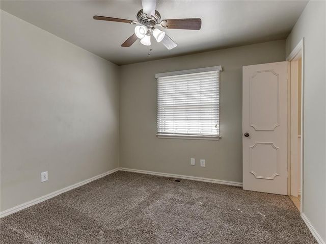 10216 Lyndon Road, Oklahoma City, OK 73120