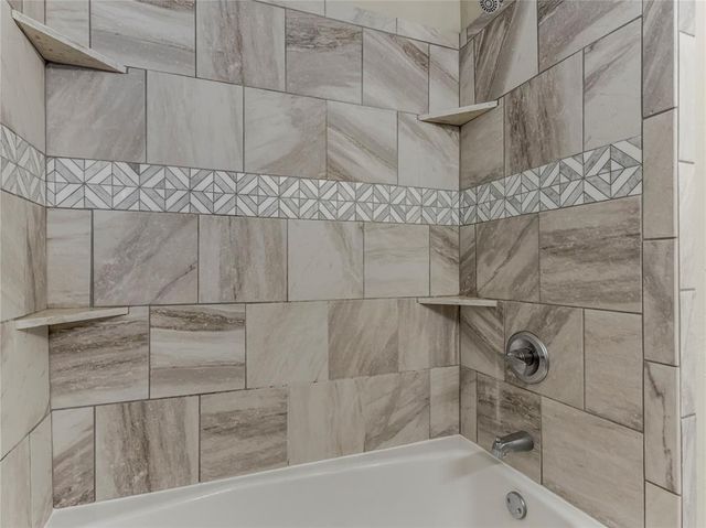 10216 Lyndon Road, Oklahoma City, OK 73120