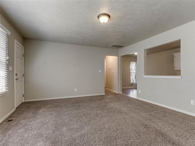 10216 Lyndon Road, Oklahoma City, OK 73120