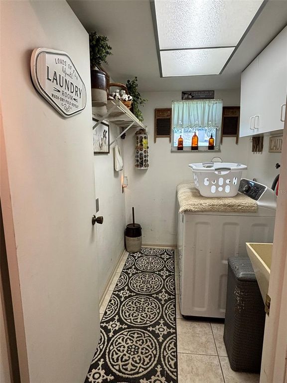 Image 26 of property listing at 2309 WOODBEND CIRCLE, New Port Richey, FL 34655